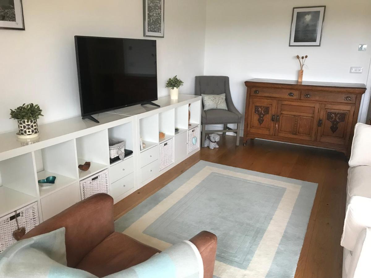 Modern Apartment With Stunning Views, Close To Amenities And St Ives Хейл Экстерьер фото