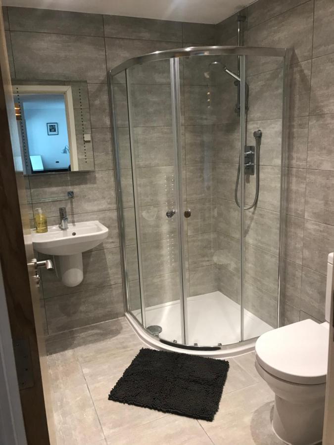 Modern Apartment With Stunning Views, Close To Amenities And St Ives Хейл Экстерьер фото